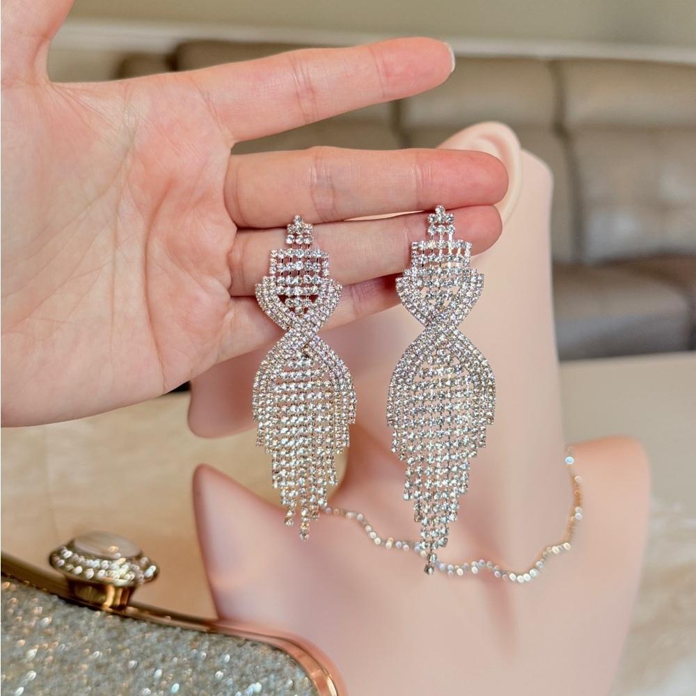 Elegant Silver Crystal Drop Earrings - Picture 10 of 11